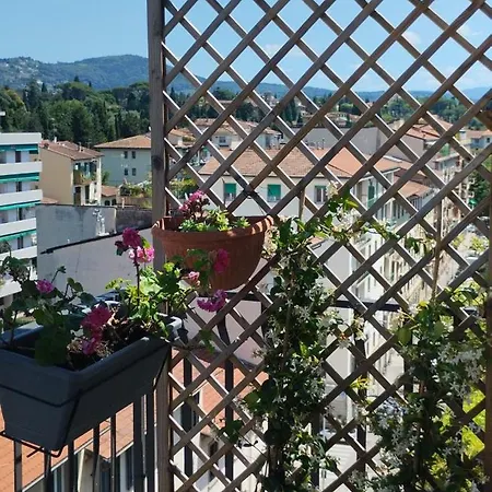 Madame Mikli *